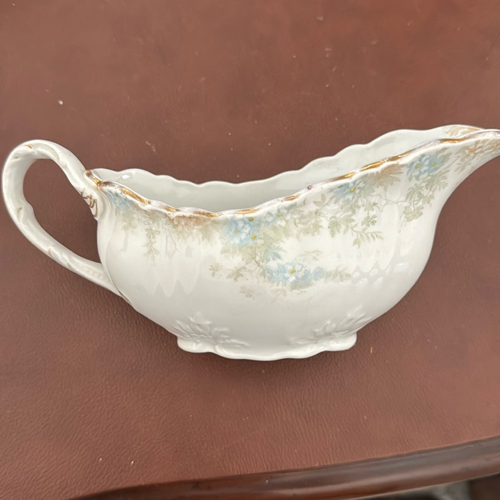 Vintage gravy bowl with handle china